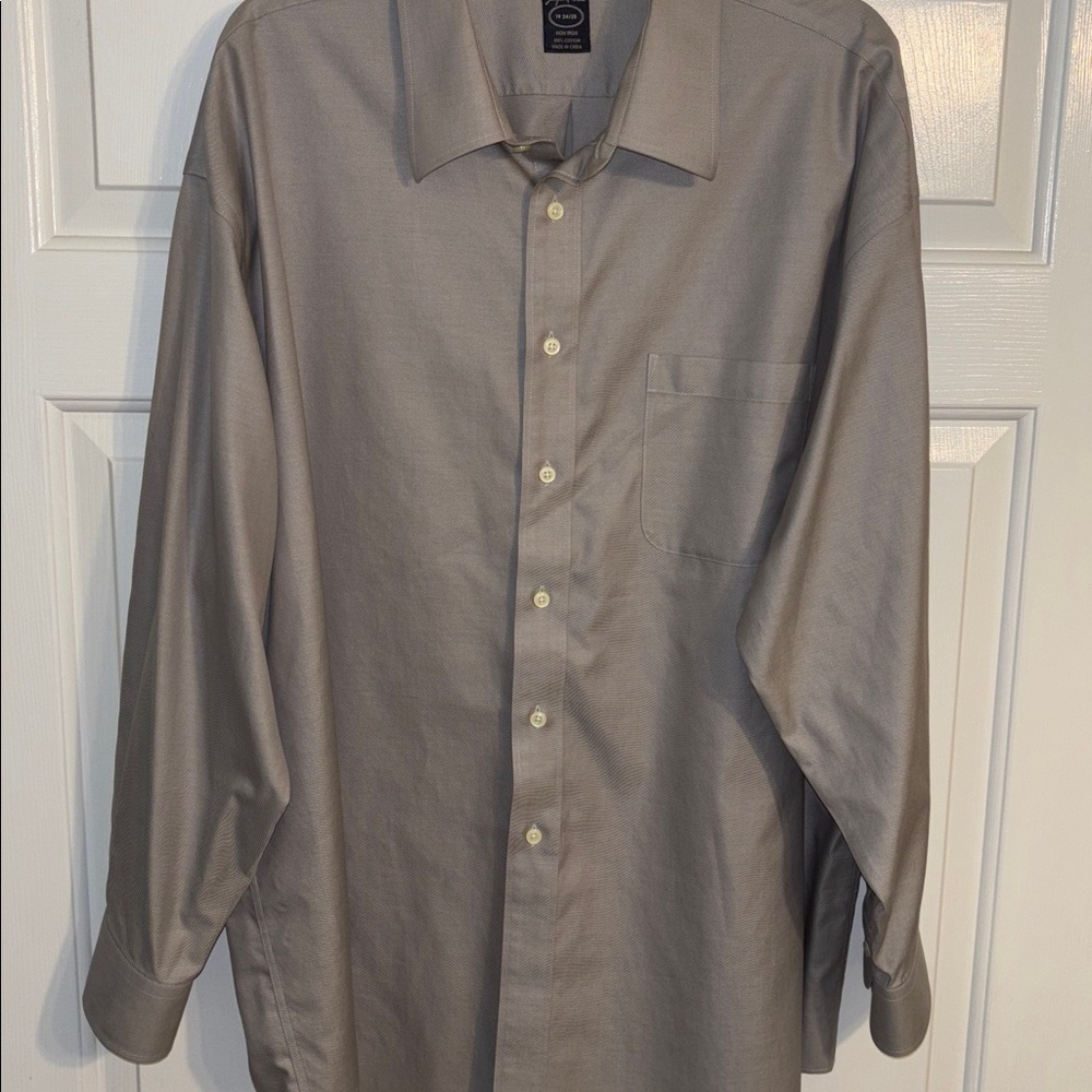 Joseph & Feiss Men’s Big & Tall Long Sleeve Dress Shirt.